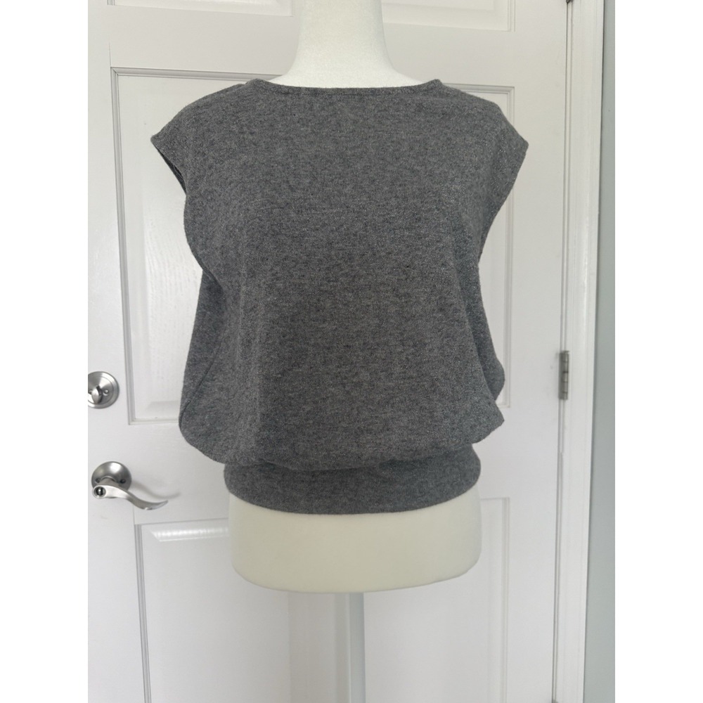 Gray metalic silver  Sleeveless Knit Top BR Small